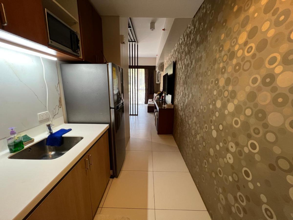 Bonel Condo At Pico De Loro Cutad 外观 照片